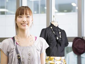 小紋関係の企業の取り組みを説明します